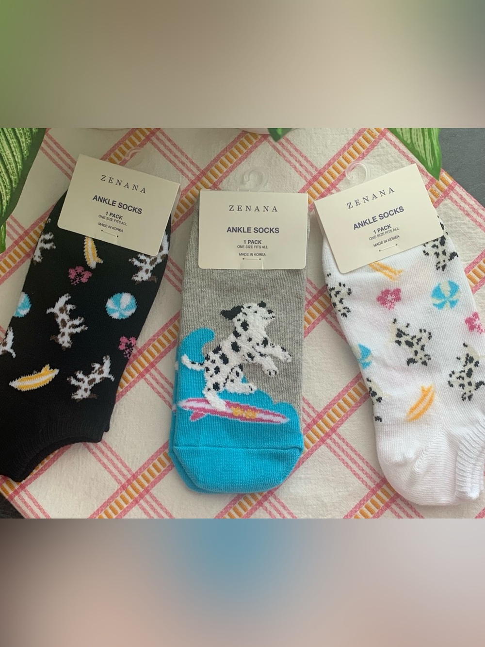 ZENANA Dalmatian Surf and Beach Fun Ankle Socks-Black, Gray, White (3-Pairs)-NWT